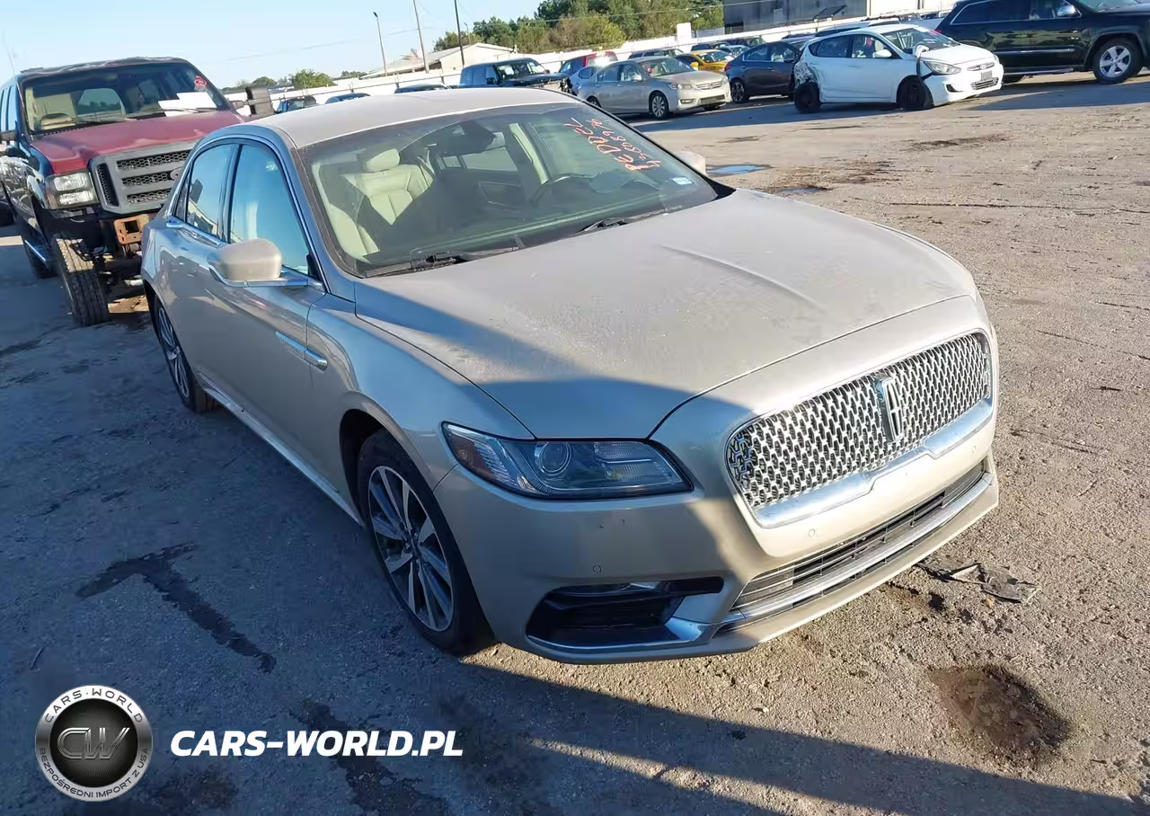 2017 Lincoln Continental Select