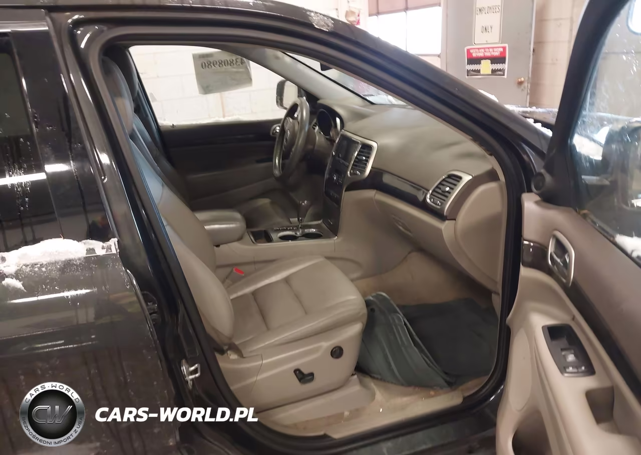 2011 Jeep Grand Cherokee Laredo VIN:1J4RR4GG1BC680543 - 5