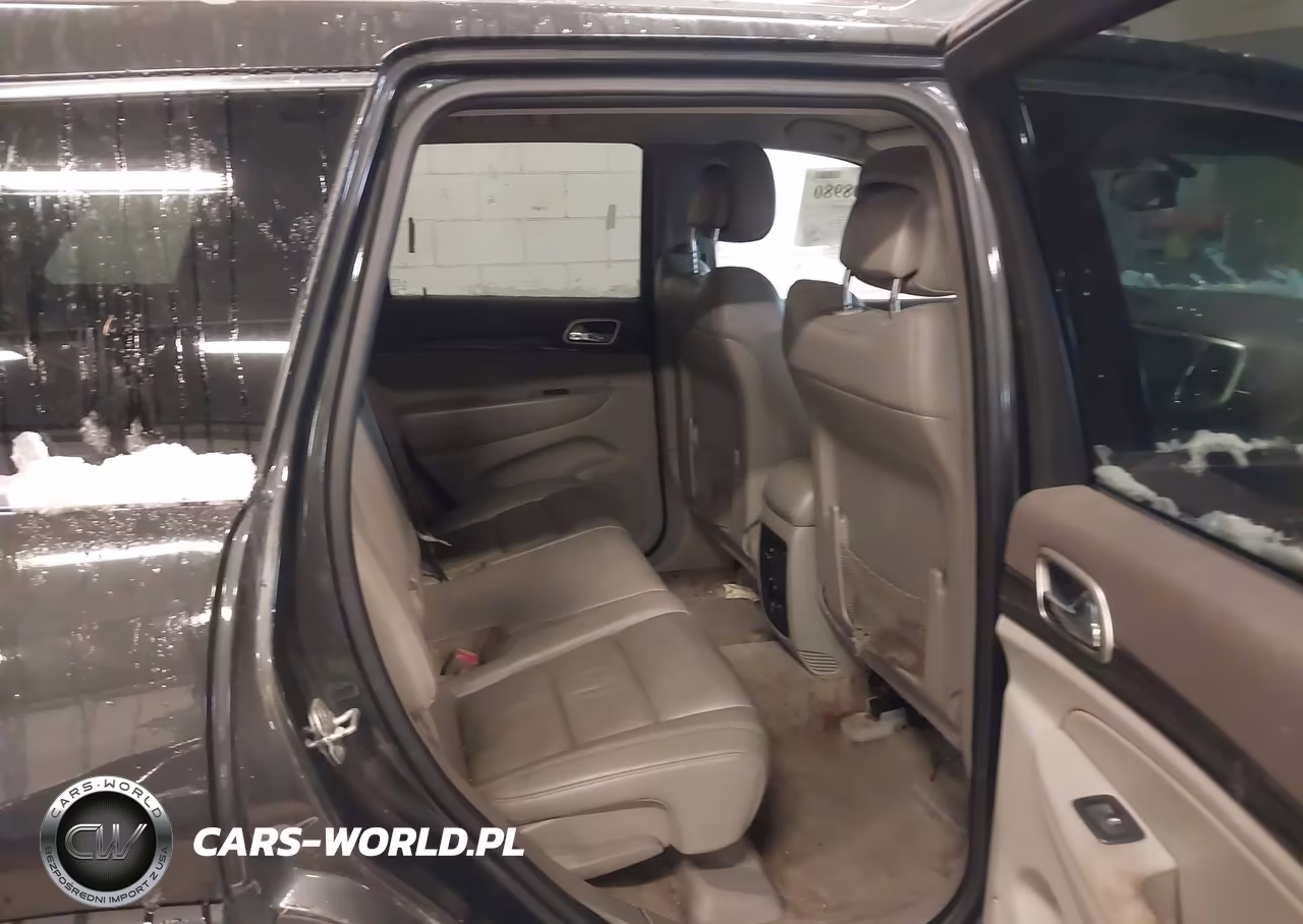 2011 Jeep Grand Cherokee Laredo VIN:1J4RR4GG1BC680543 - 8