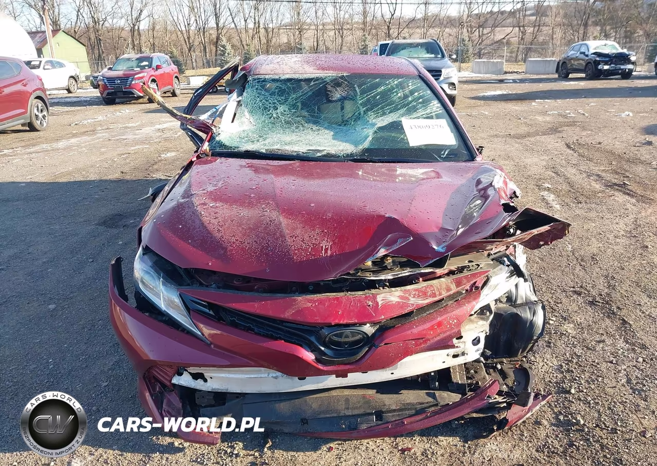 2019 Toyota Camry Le VIN:4T1B11HK6KU827803 - 6