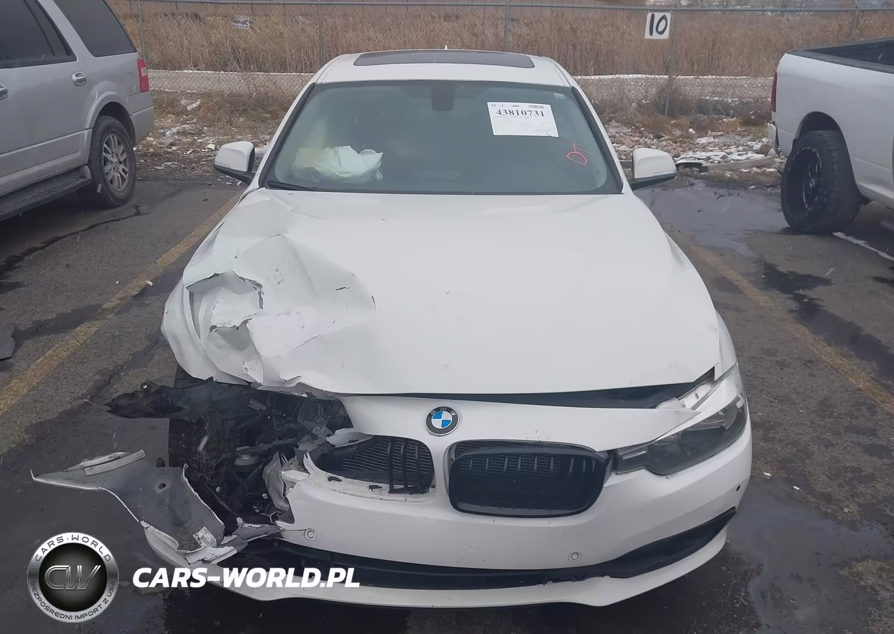 2017 BMW 320I xDrive VIN:WBA8A3C36HK692236 - 12