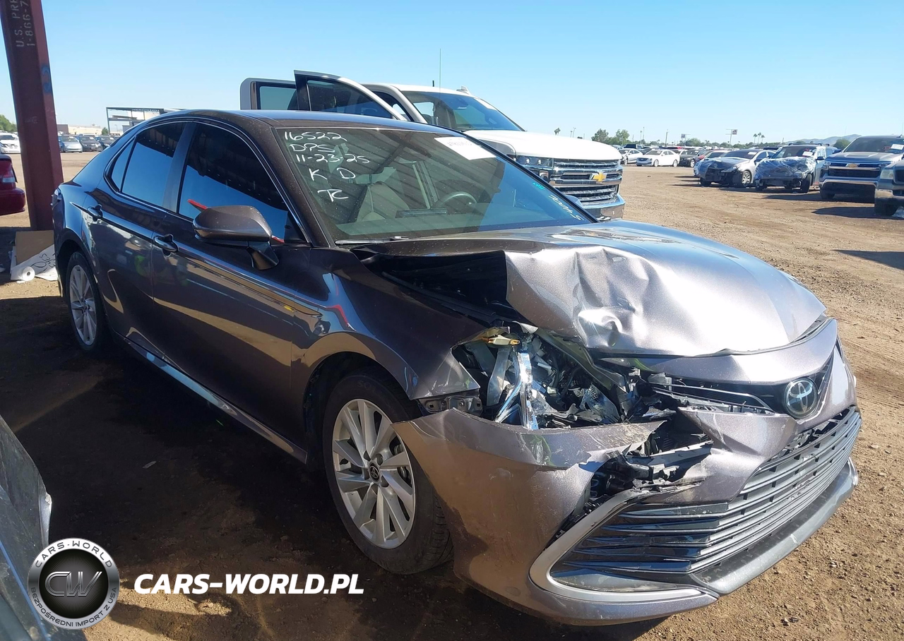 2023 Toyota Camry Le