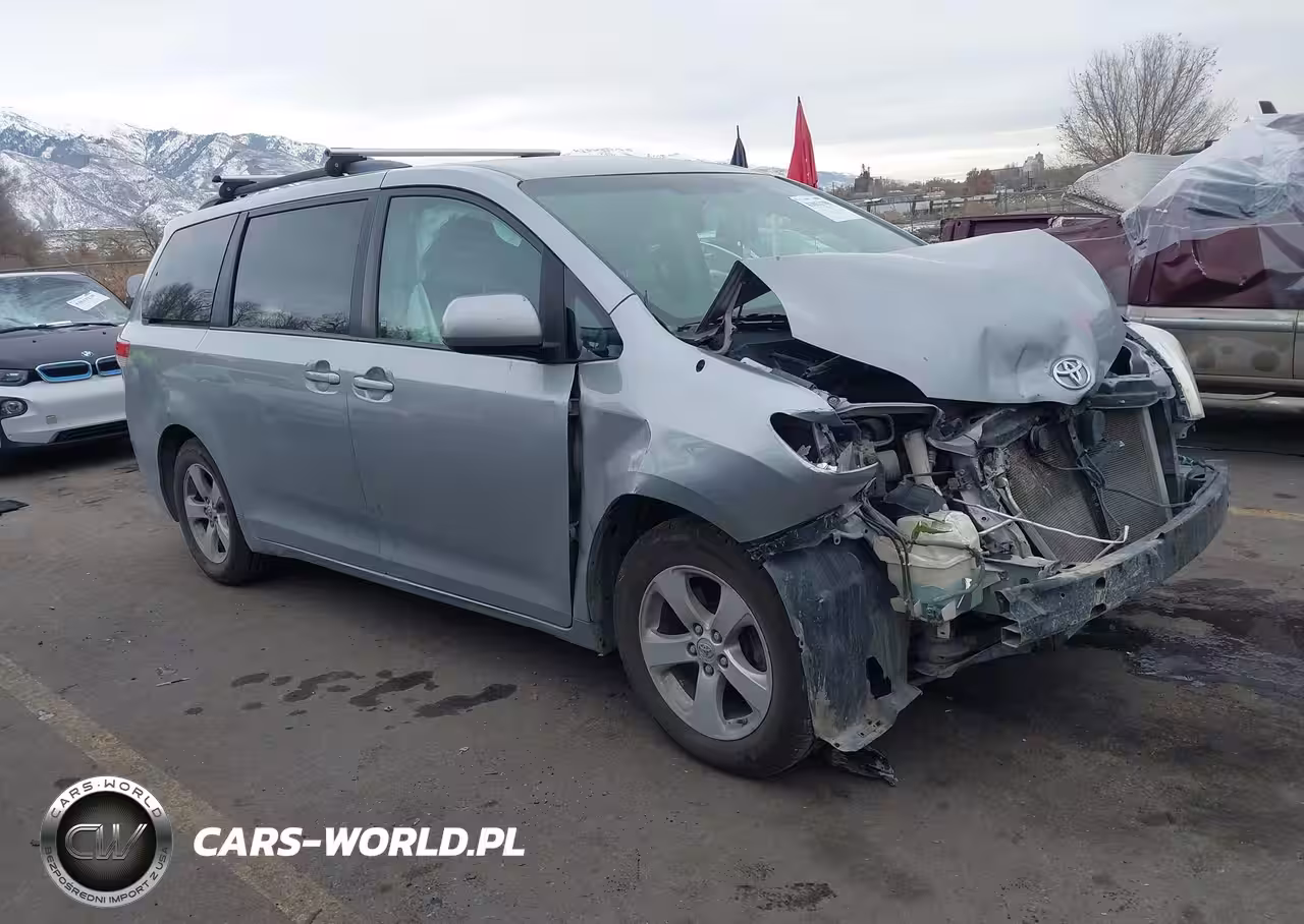 2011 Toyota Sienna Le V6
