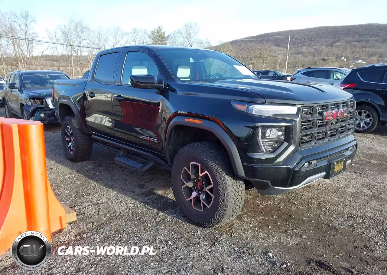 2023 GMC Canyon