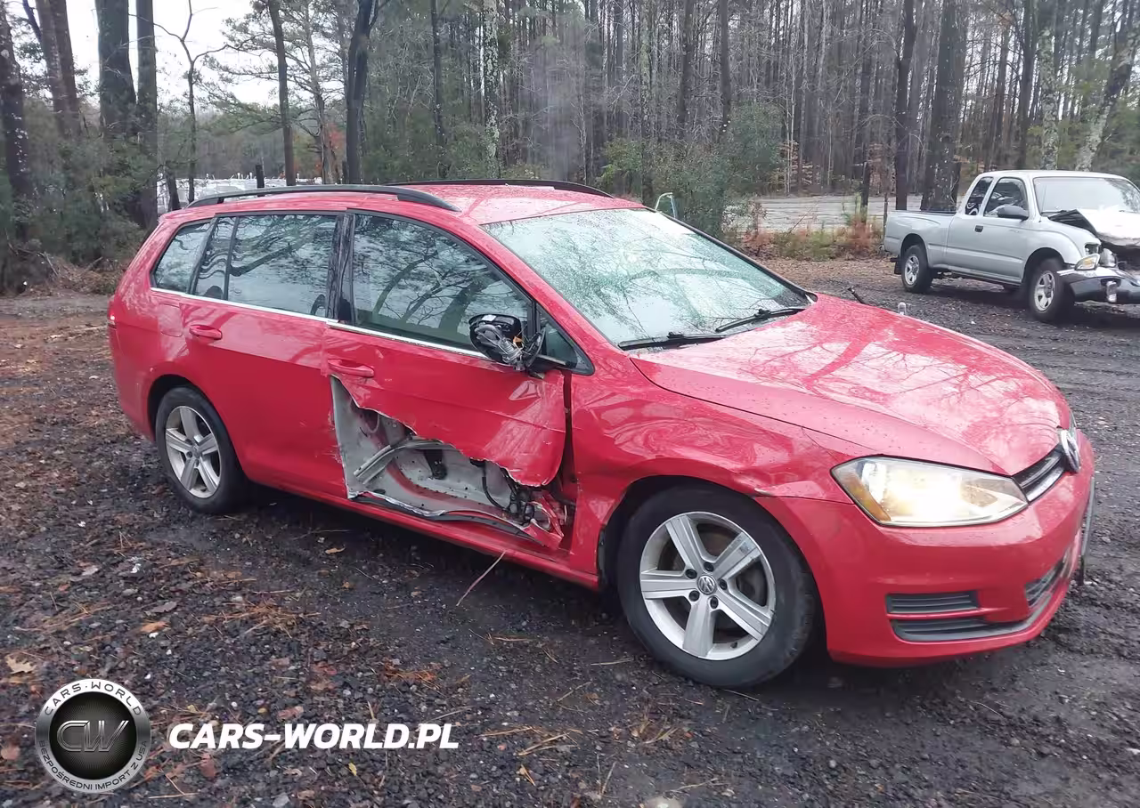 2015 Volkswagen Golf Sportwagen Tdi S 4-Door