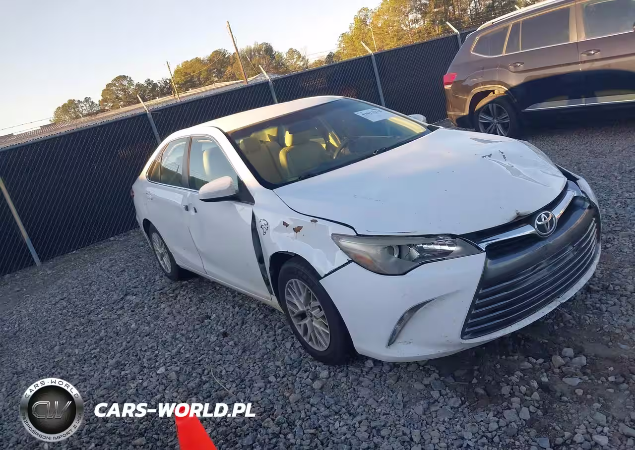 2016 Toyota Camry Le