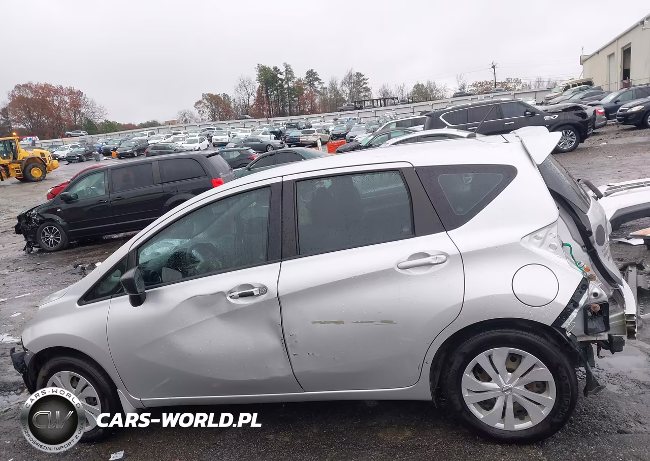 2017 Nissan Versa Note S Plus VIN:3N1CE2CPXHL379304 - 15