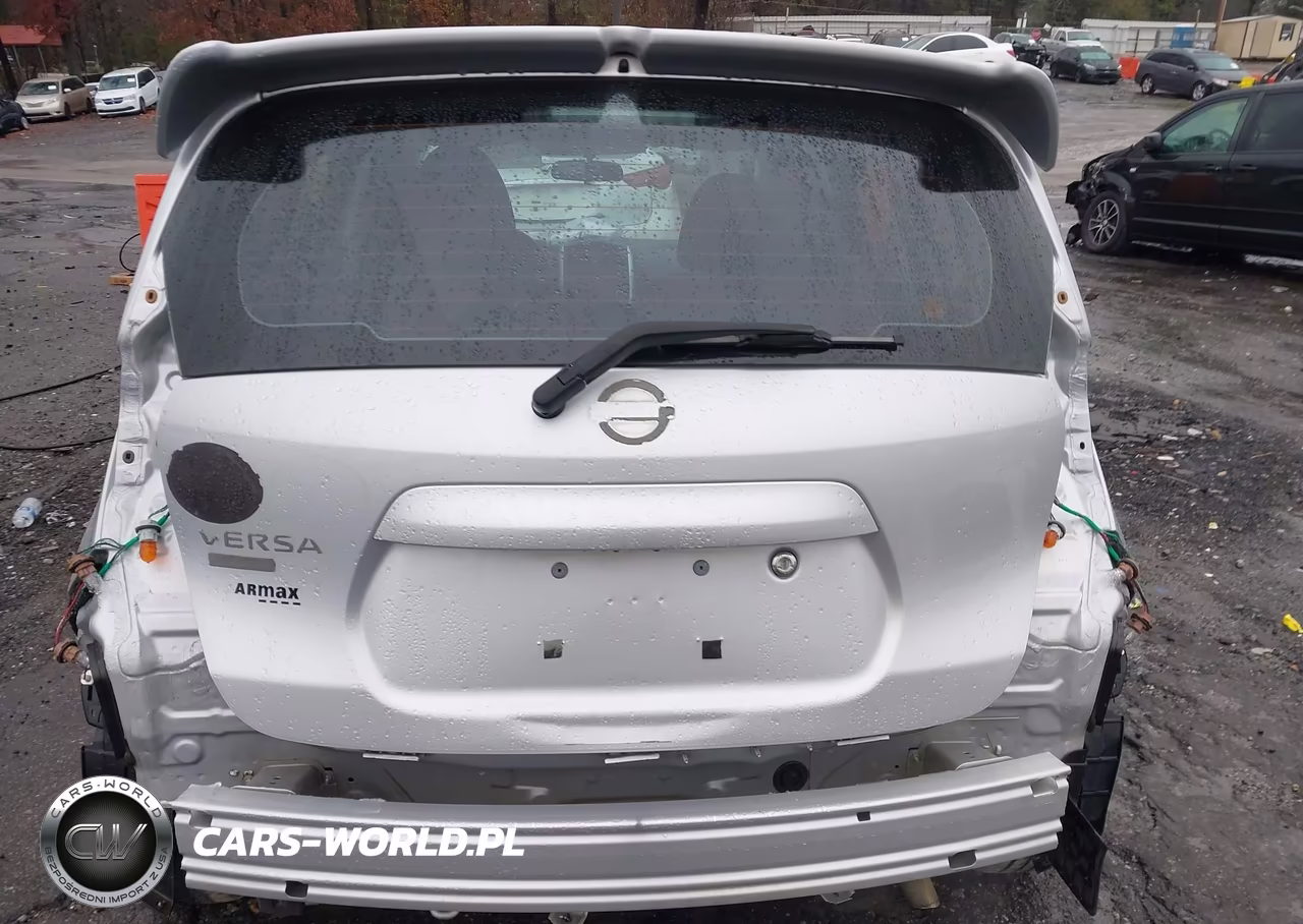 2017 Nissan Versa Note S Plus VIN:3N1CE2CPXHL379304 - 17