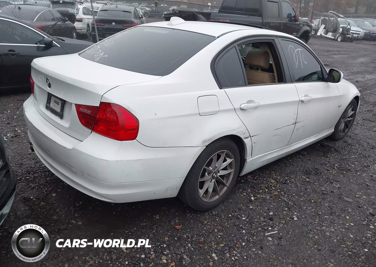 2010 BMW 328I VIN:WBAPH7C50AA176692 - 4