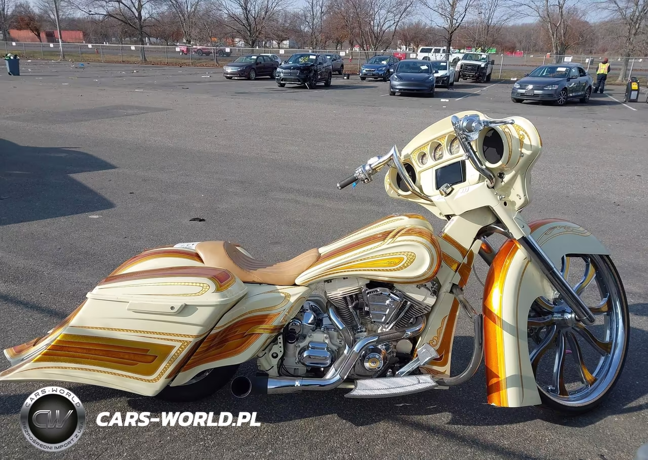 2015 Harley-Davidson Flhx Street Glide VIN:1HD1KBM37FB666489 - 11