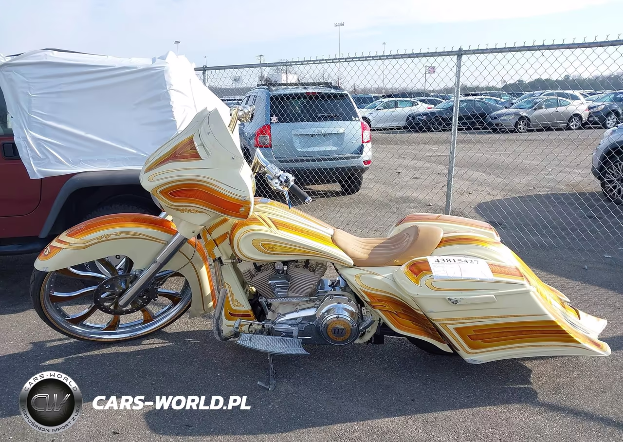 2015 Harley-Davidson Flhx Street Glide VIN:1HD1KBM37FB666489 - 12