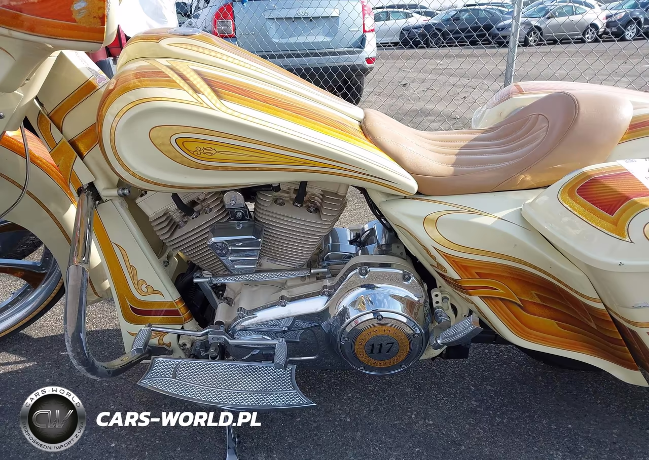2015 Harley-Davidson Flhx Street Glide VIN:1HD1KBM37FB666489 - 9