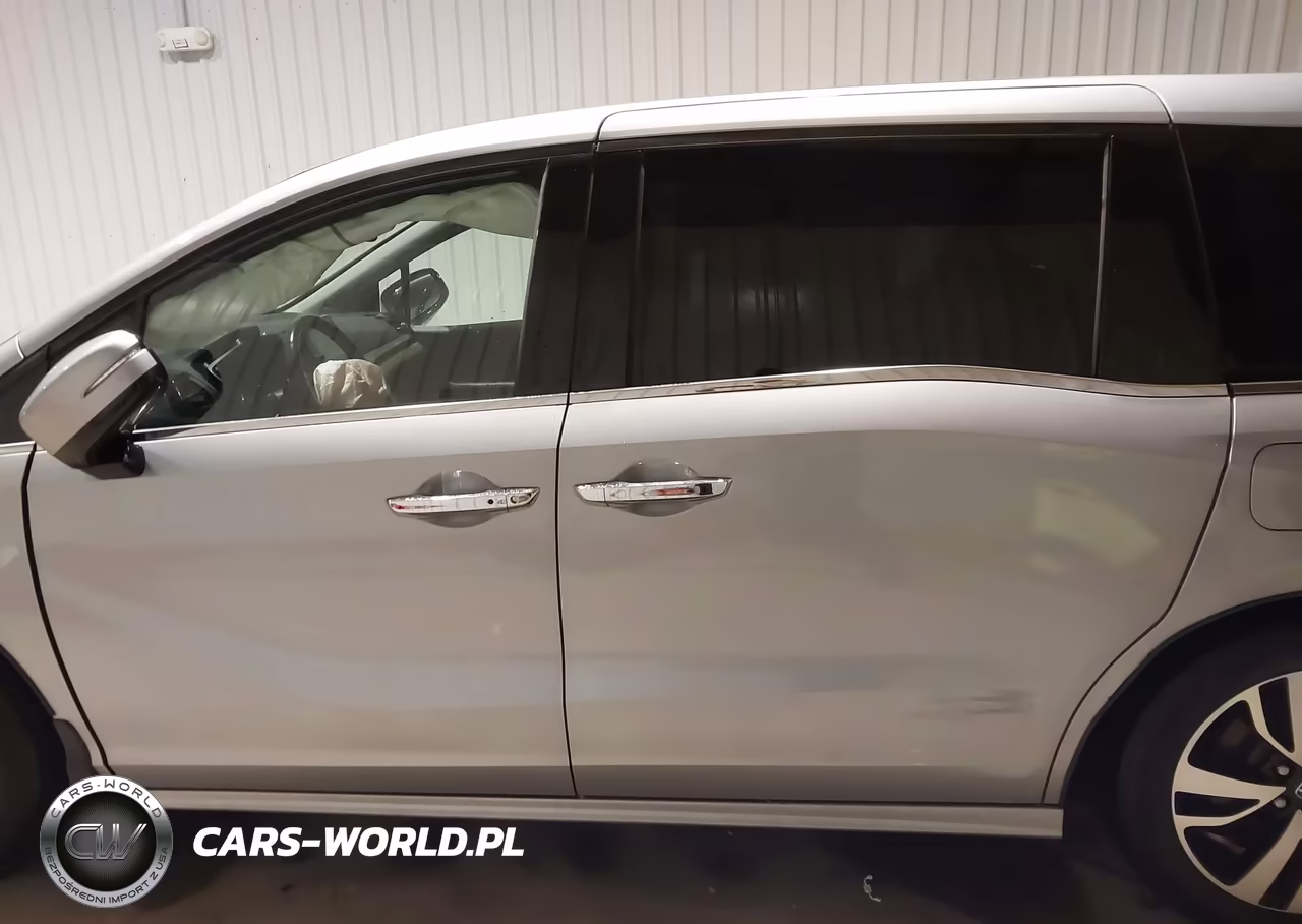 2018 Honda Odyssey Elite VIN:5FNRL6H90JB048332 - 15
