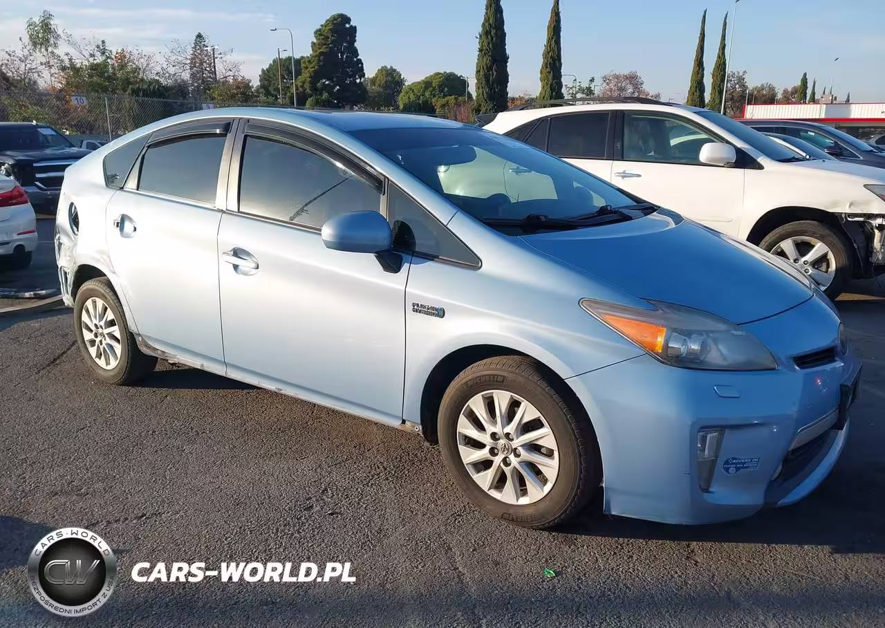 2012 Toyota Prius Plug-In Advanced