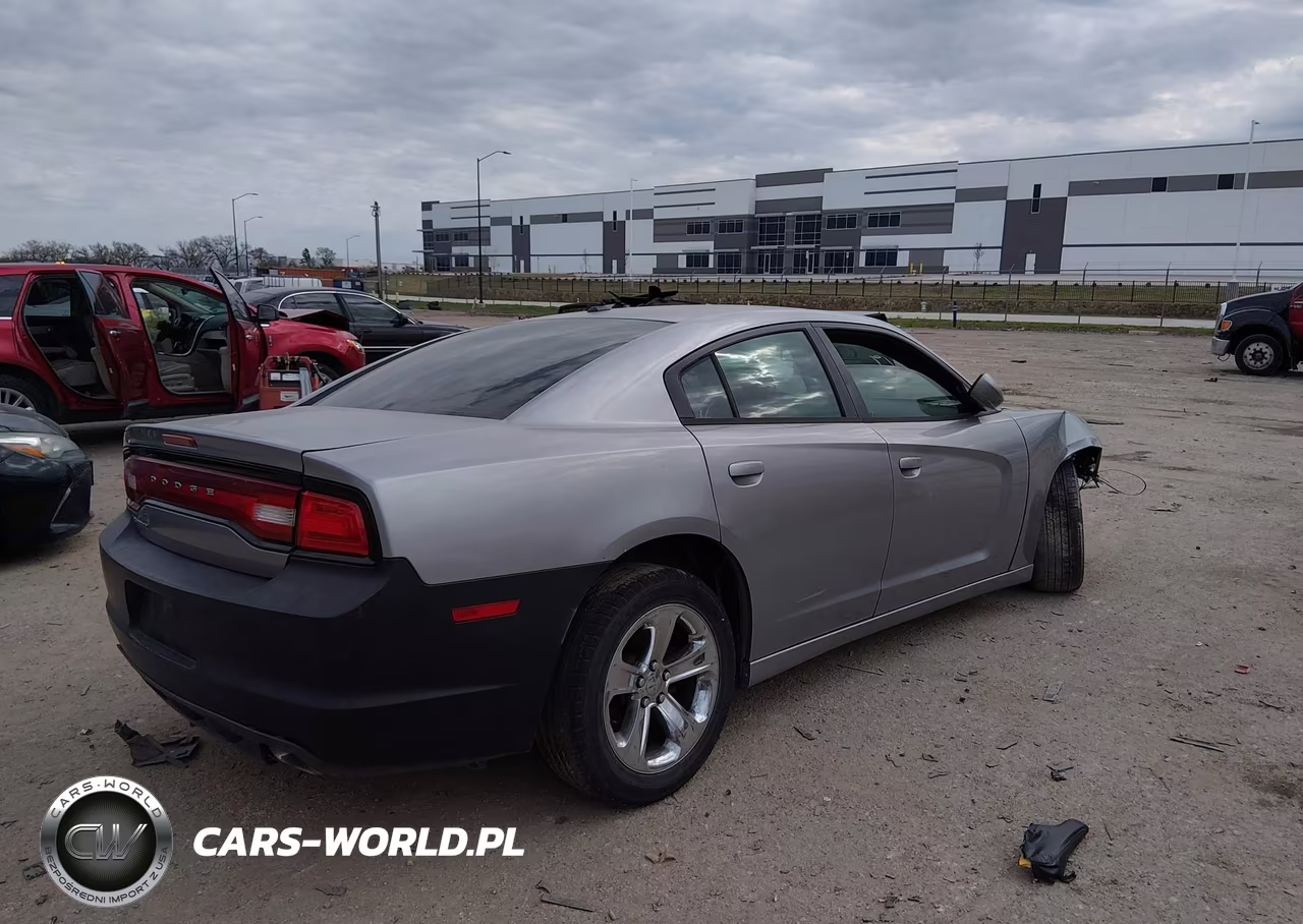 2011 Dodge Charger VIN:2B3CL3CG7BH519822 - 4