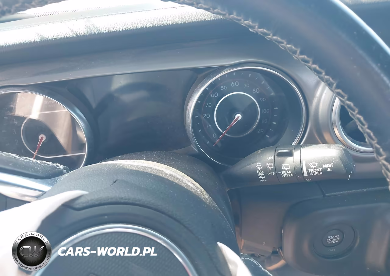 2021 Jeep Wrangler Unlimited Rubicon 4X4 VIN:1C4HJXFGXMW631192 - 7