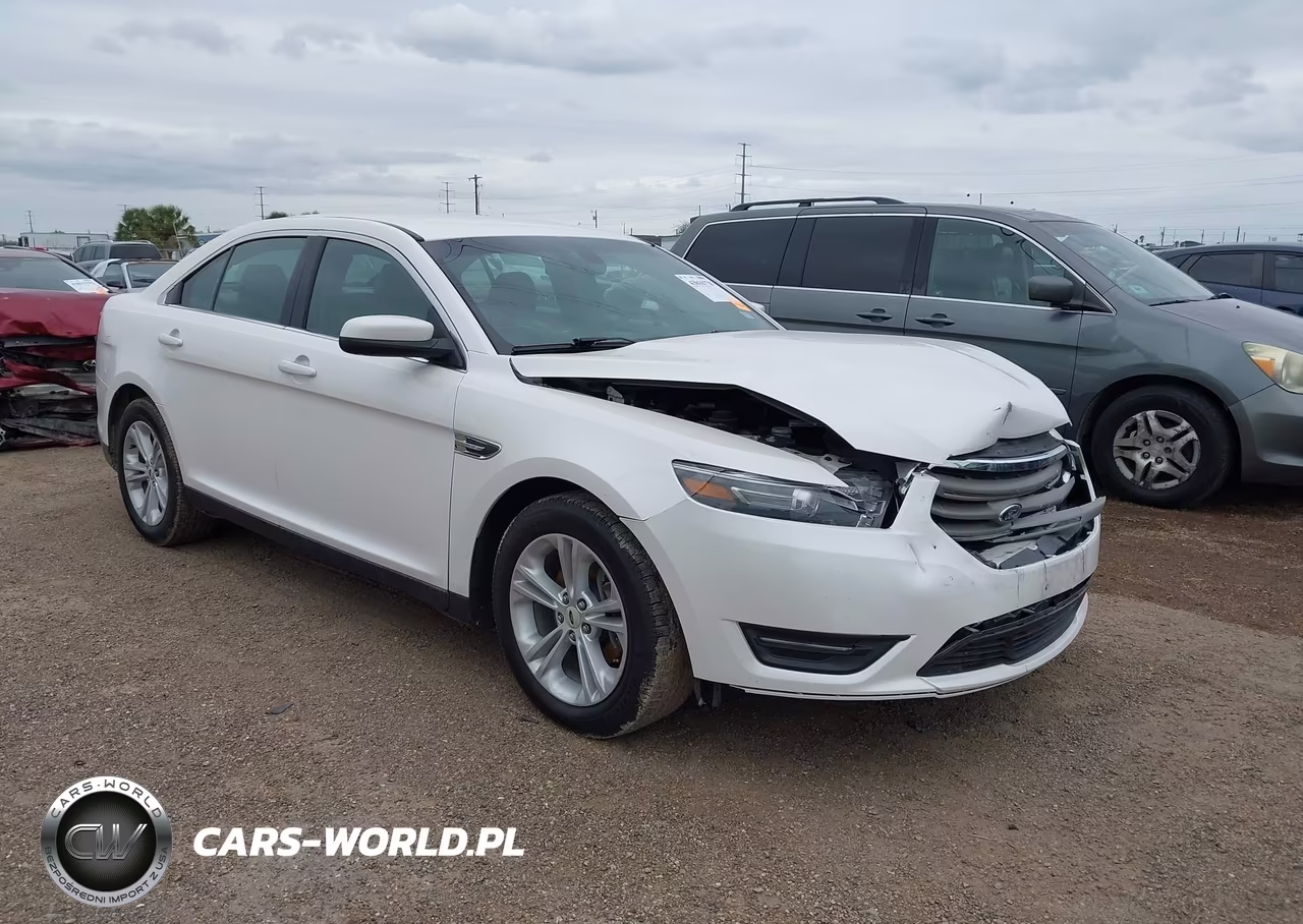 2018 Ford Taurus Sel