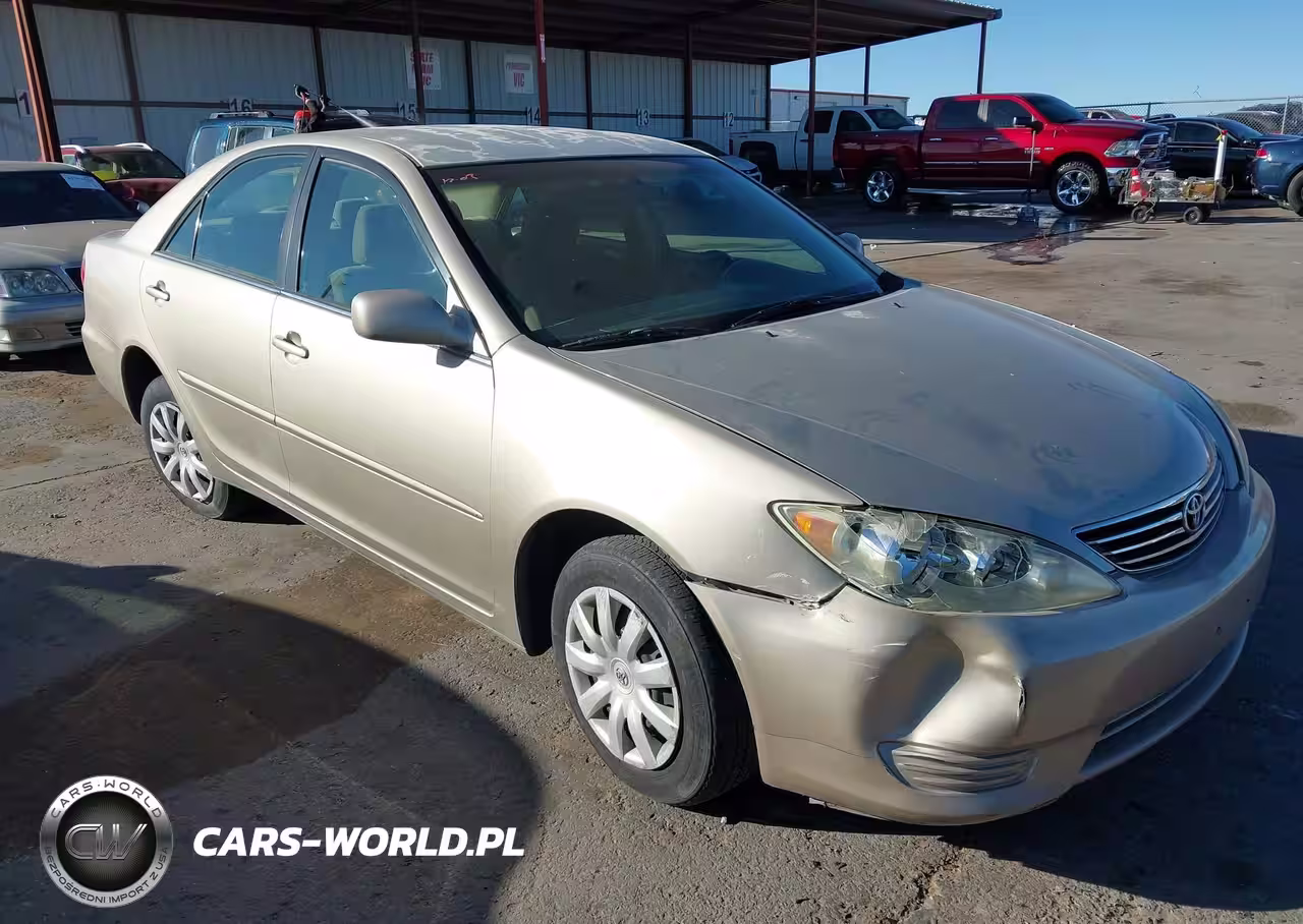 2005 Toyota Camry Le