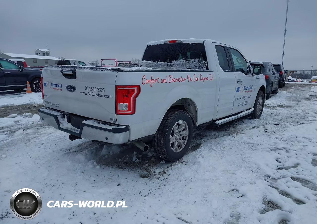 2017 Ford F-150 Xlt VIN:1FTEX1CF6HKC58661 - 4