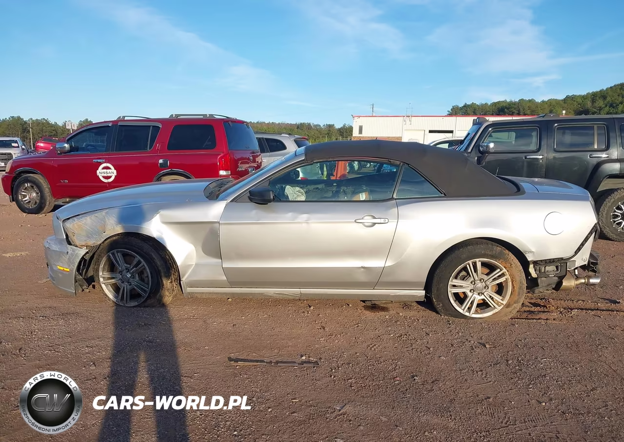 2014 Ford Mustang V6 VIN:1ZVBP8EM1E5205848 - 15