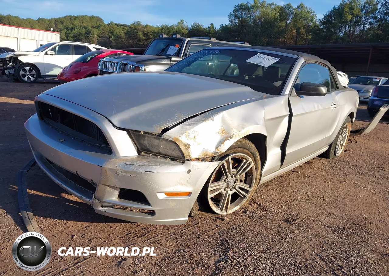 2014 Ford Mustang V6 VIN:1ZVBP8EM1E5205848 - 2