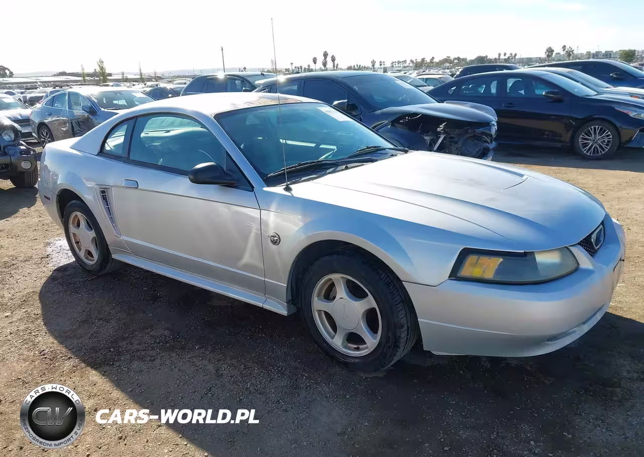 2004 Ford Mustang