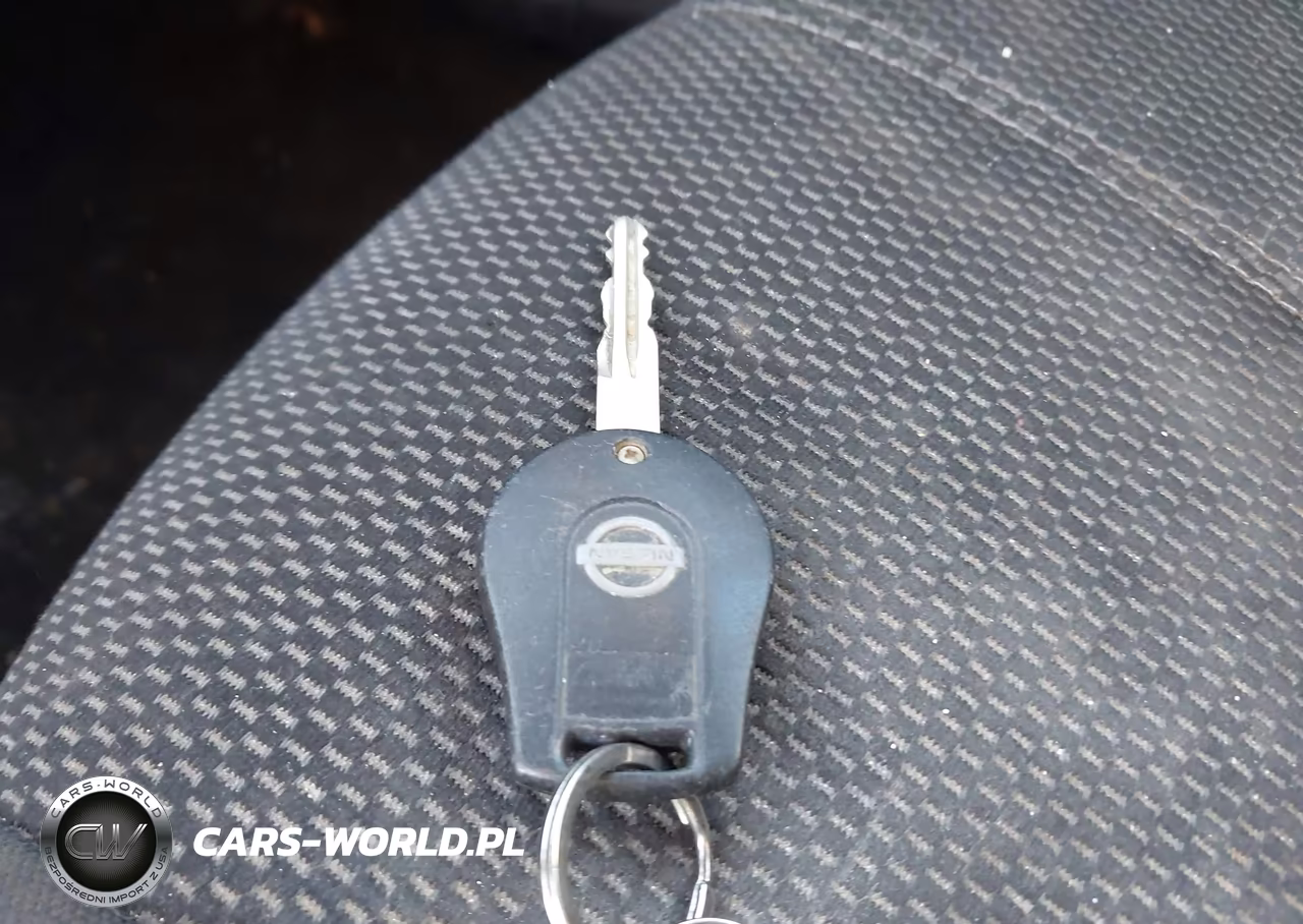 2017 Nissan Sentra S VIN:3N1AB7AP5HY235758 - 11