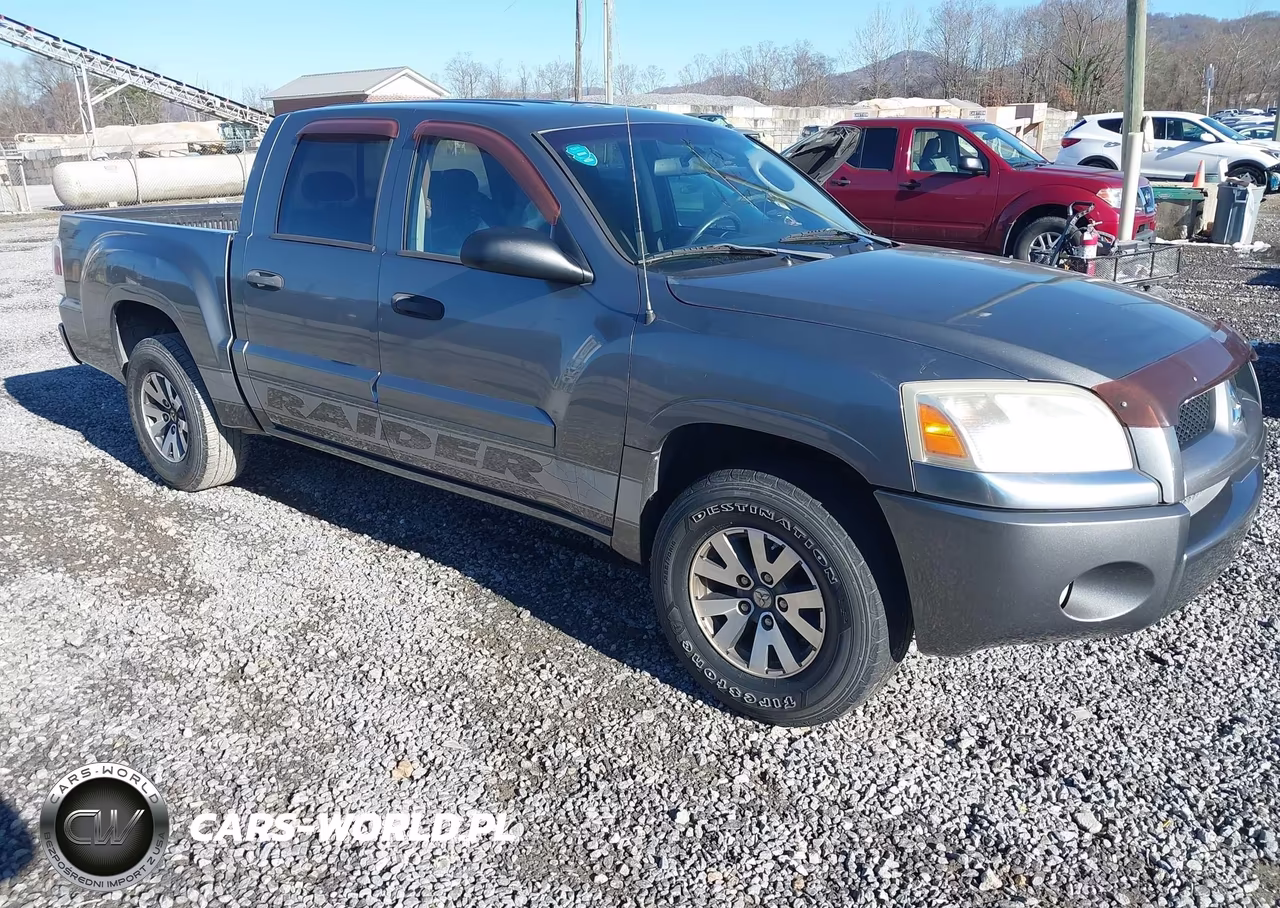 2008 Mitsubishi Raider Ls
