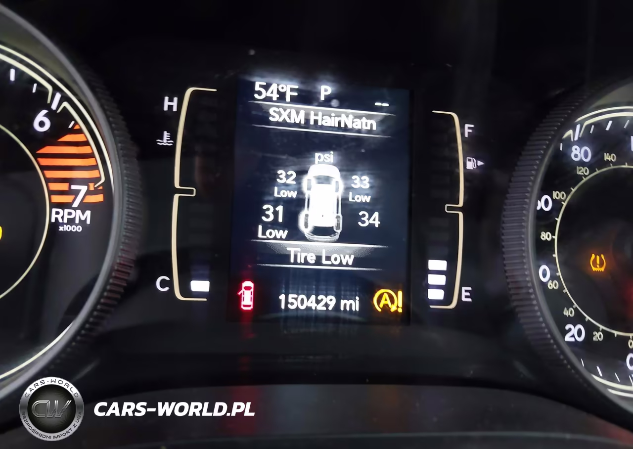 2019 Jeep Cherokee Latitude Plus 4X4 VIN:1C4PJMLB9KD182518 - 15