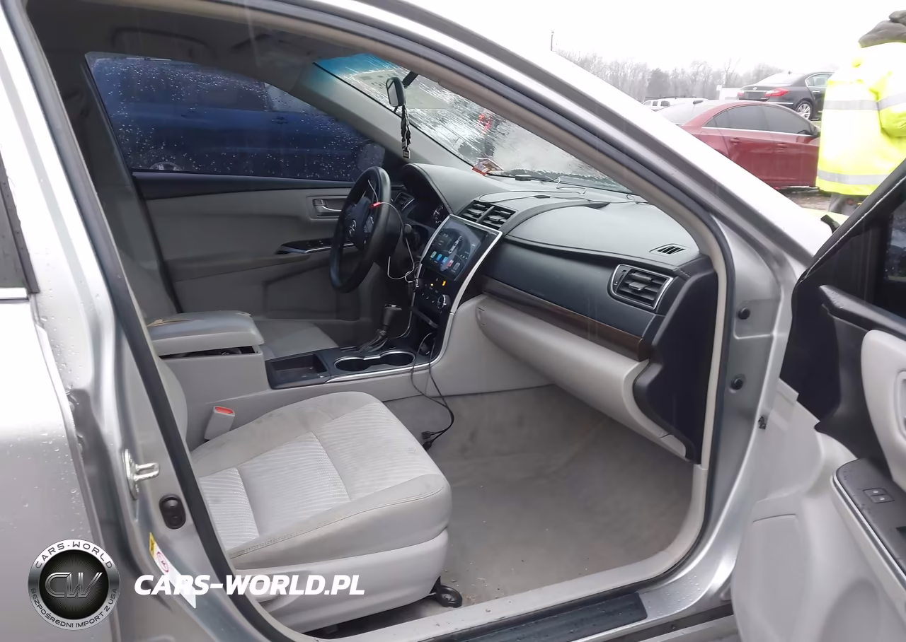 2017 Toyota Camry Le VIN:4T1BF1FK6HU694036 - 5