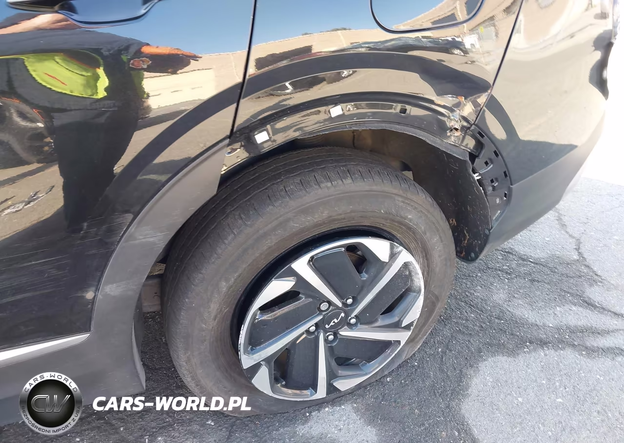 2023 Kia Sportage Hybrid Lx VIN:KNDPUCAG4P7052930 - 6