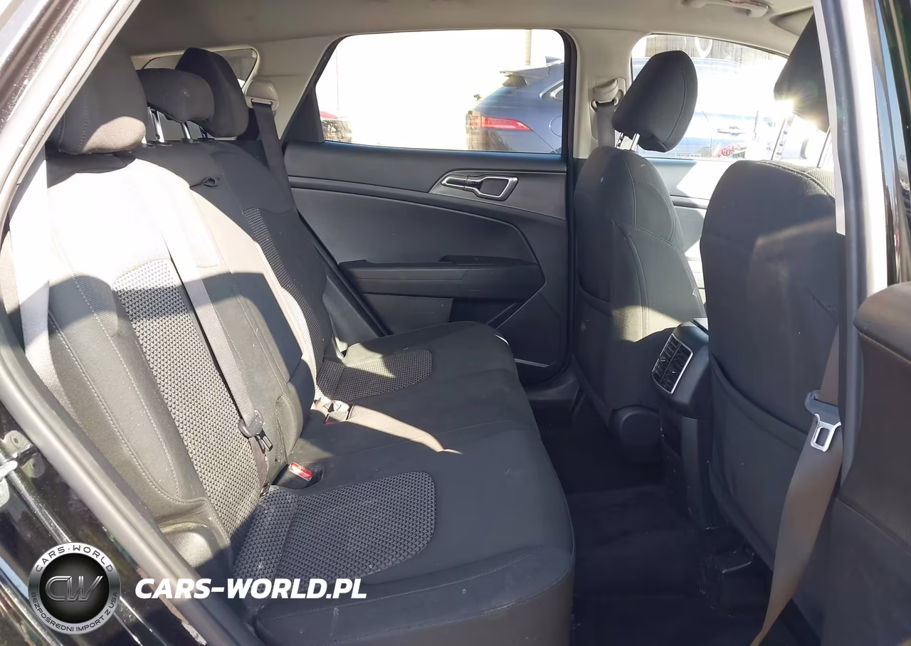2023 Kia Sportage Hybrid Lx VIN:KNDPUCAG4P7052930 - 8