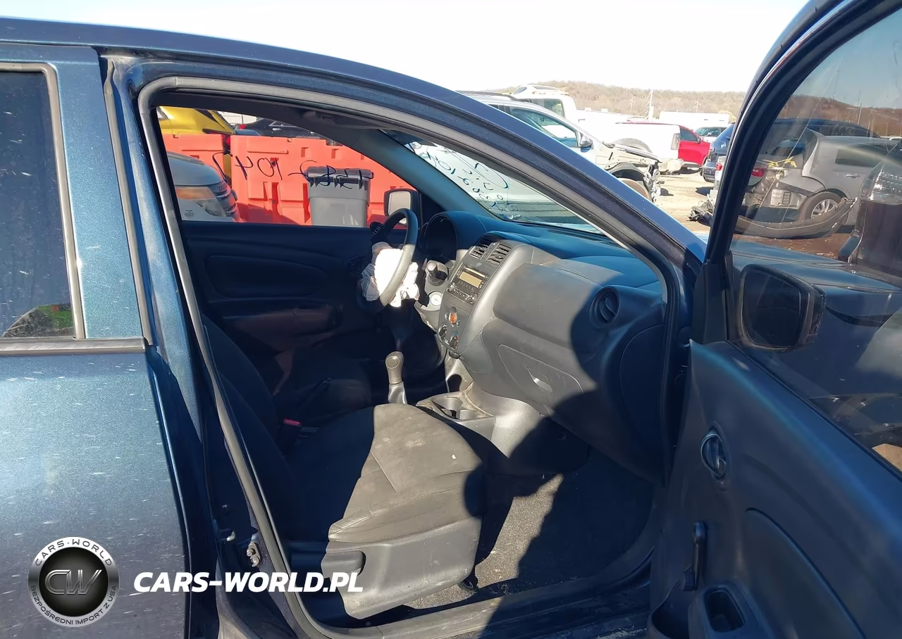 2016 Nissan Versa 1.6 S VIN:3N1CN7AP8GL877189 - 5