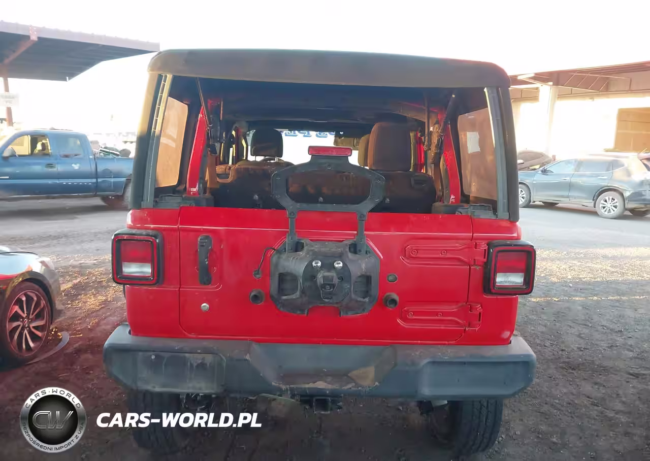 2020 Jeep Wrangler Unlimited Sport S 4X4 VIN:1C4HJXDG3LW105049 - 16