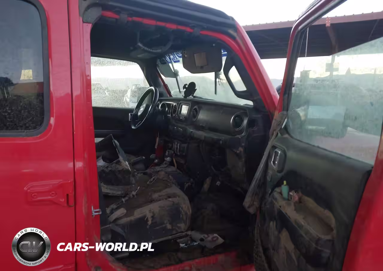 2020 Jeep Wrangler Unlimited Sport S 4X4 VIN:1C4HJXDG3LW105049 - 5