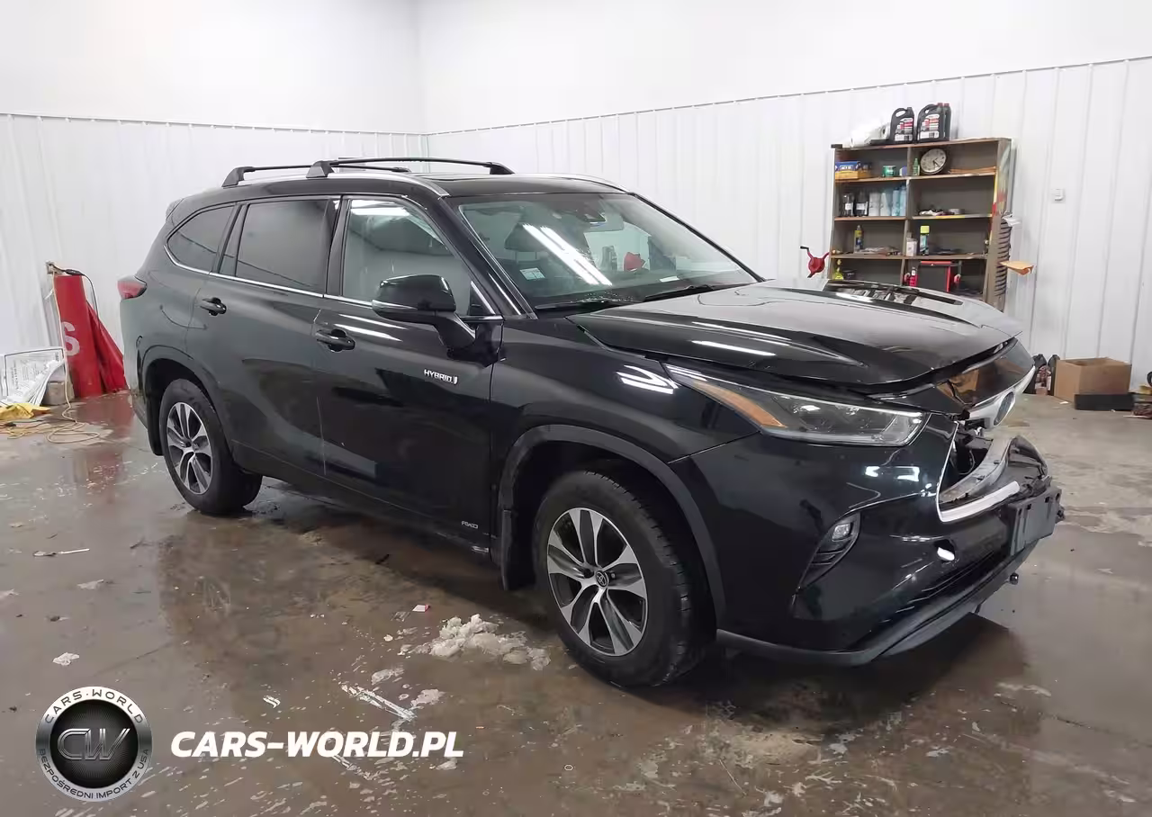 2021 Toyota Highlander Hybrid Xle