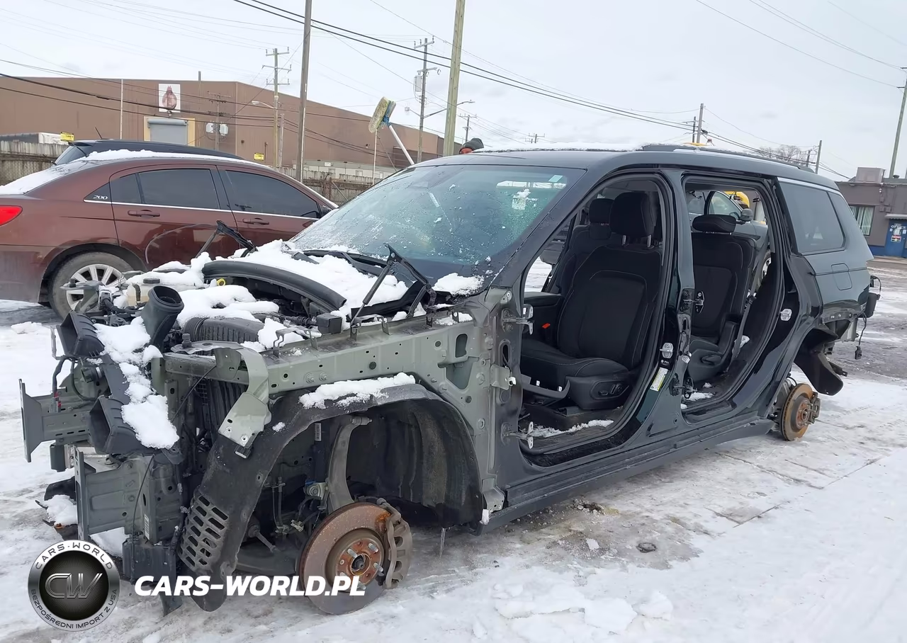 2024 Jeep Grand Cherokee L Laredo 4X4 VIN:1C4RJKAG1R8947509 - 2