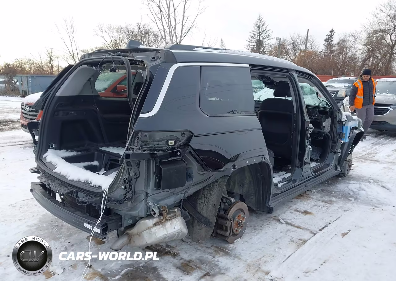 2024 Jeep Grand Cherokee L Laredo 4X4 VIN:1C4RJKAG1R8947509 - 4