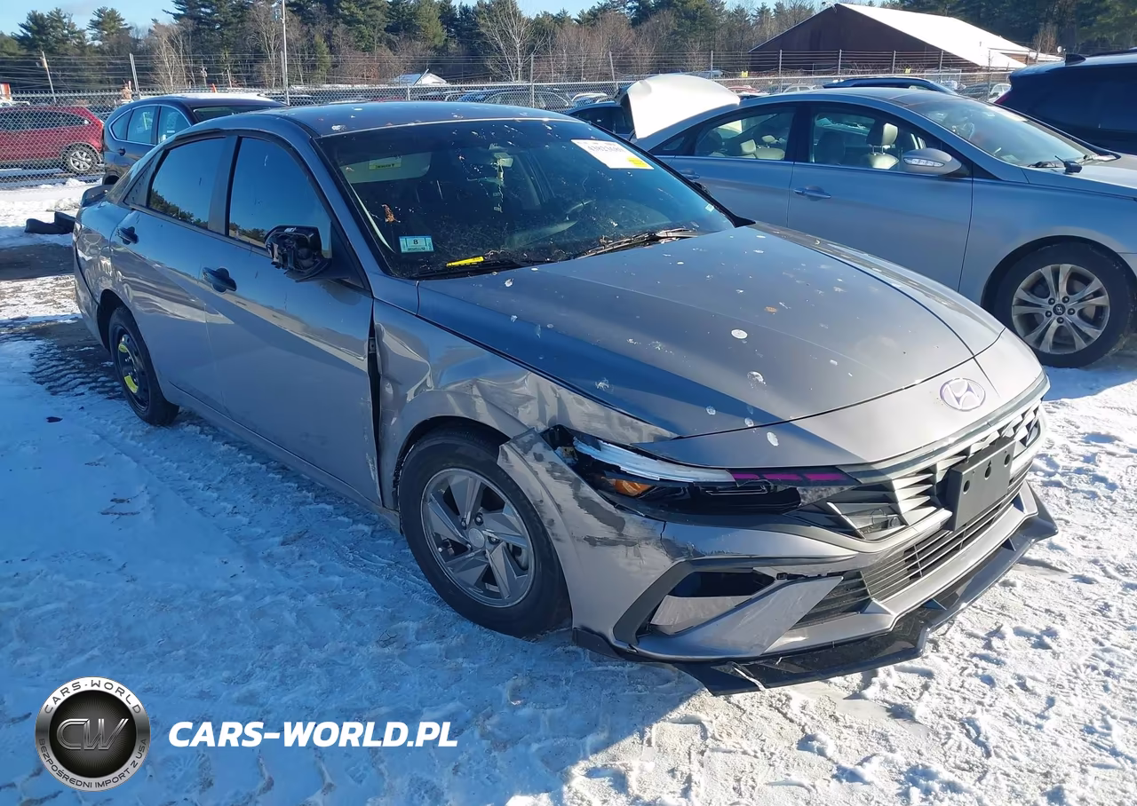 2025 Hyundai Elantra Se – zdjęcie 1 z 16