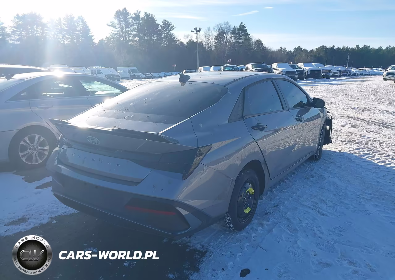 2025 Hyundai Elantra Se VIN:KMHLL4DG2SU030434 - 4