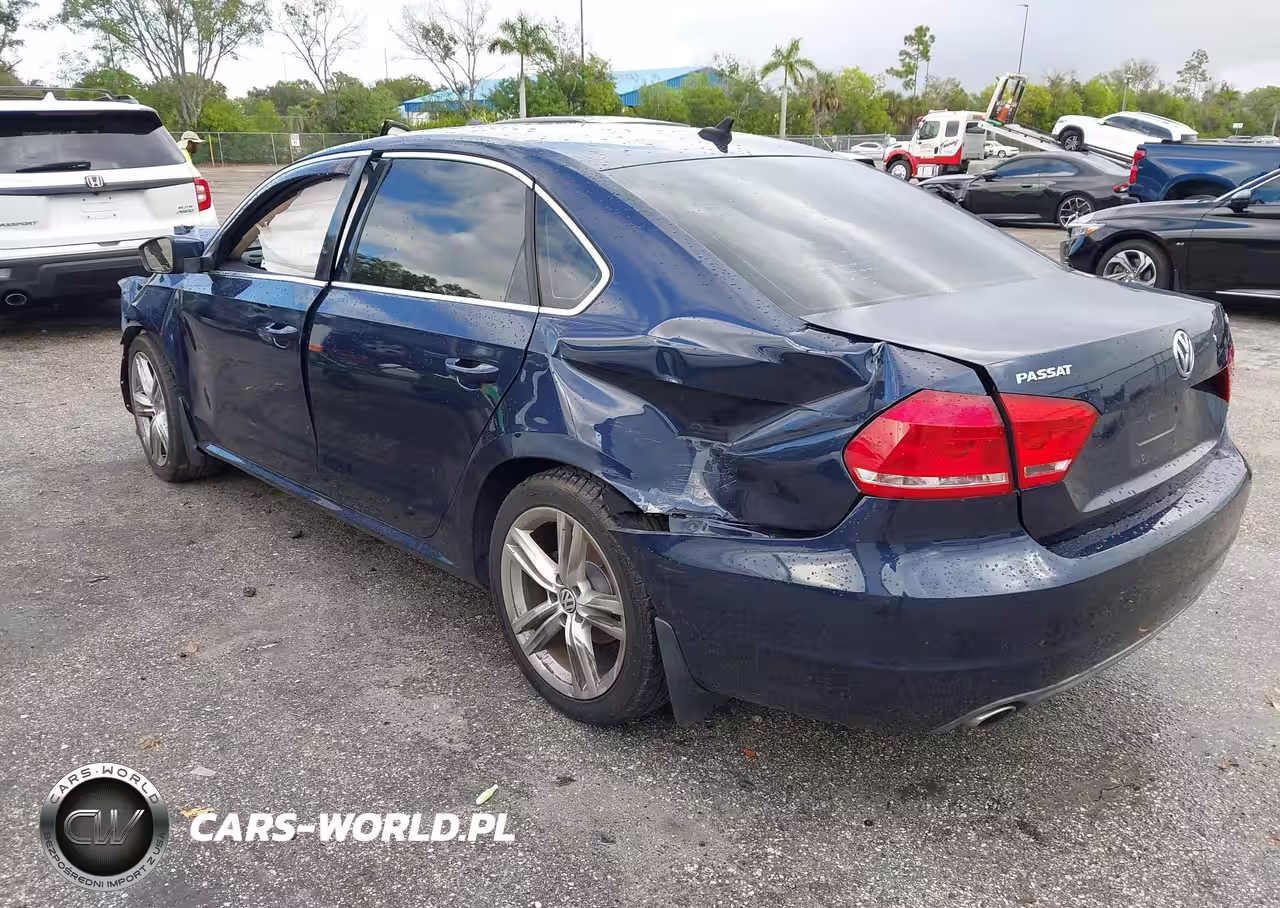 2015 Volkswagen Passat 2.0L Tdi Se VIN:1VWBV7A36FC047985 - 3