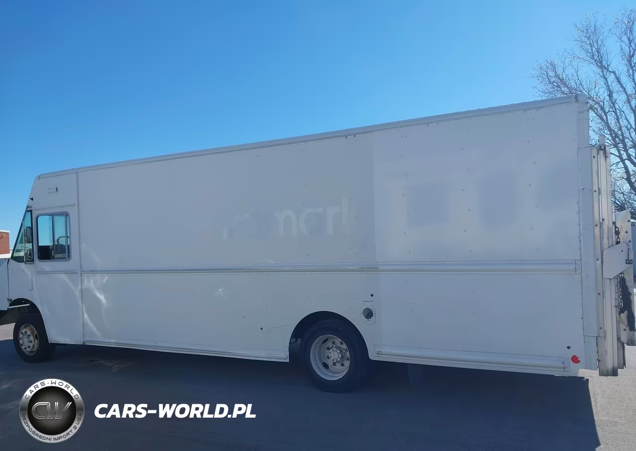 2013 Freightliner Chassis M Line Walk-In Van VIN:4UZAC3DV2DCFF6957 - 13