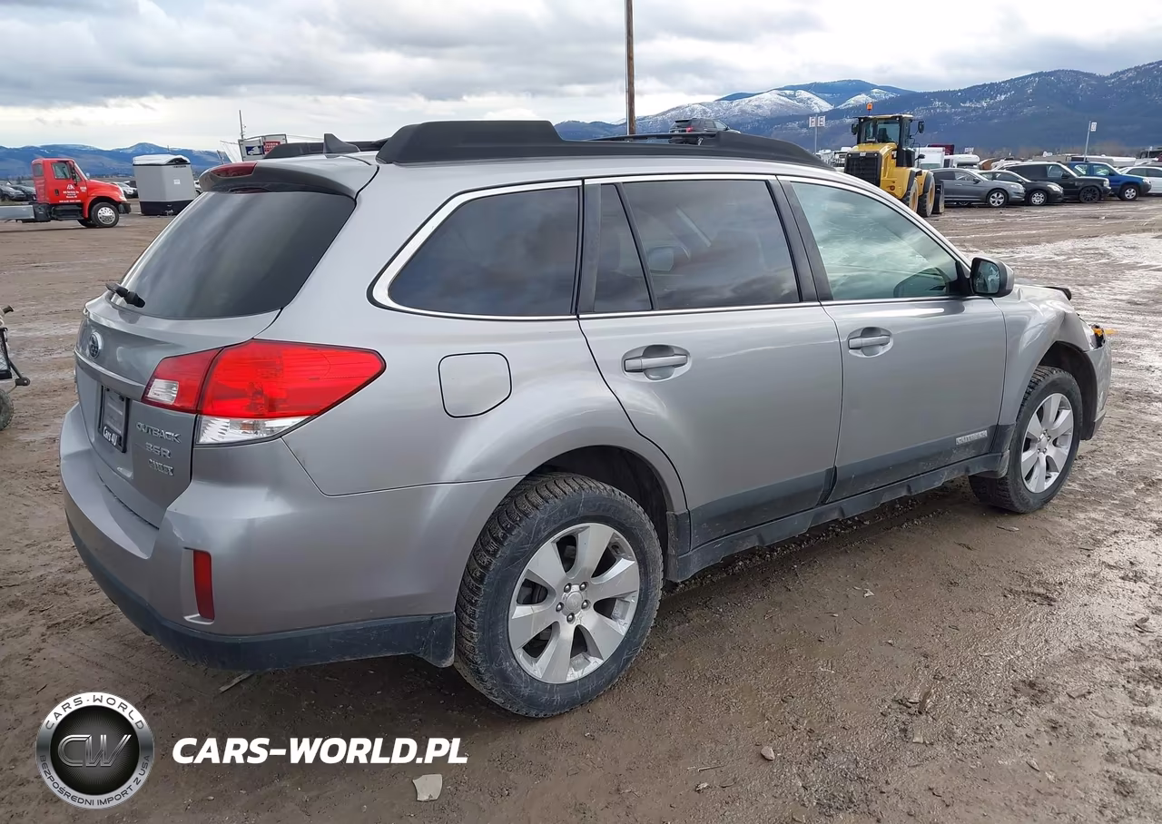 2011 Subaru Outback 3.6R Limited VIN:4S4BREKC5B2368731 - 4