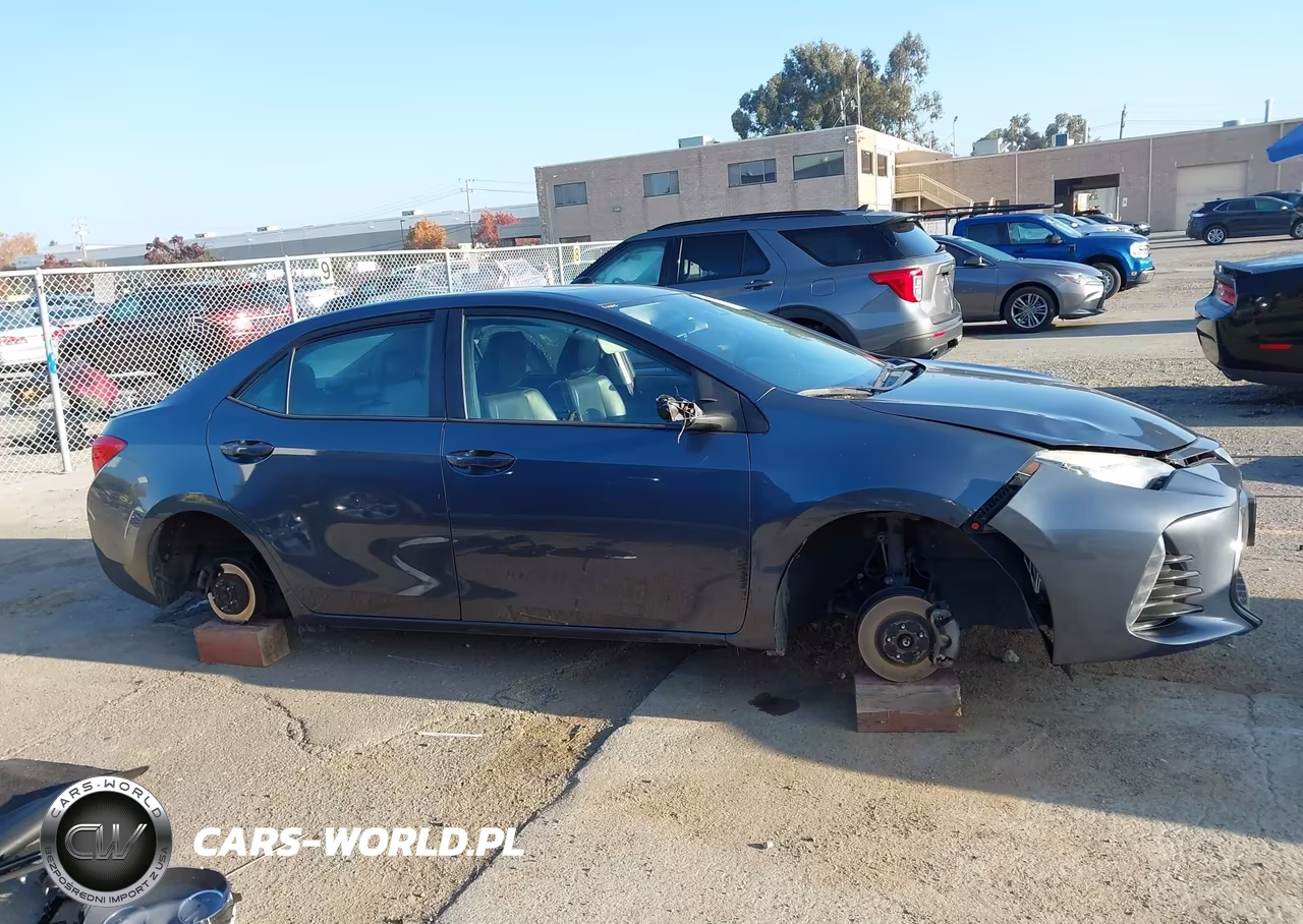 2017 Toyota Corolla Se VIN:5YFBURHE0HP667234 - 14