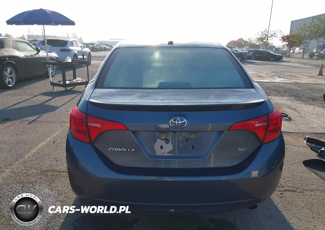 2017 Toyota Corolla Se VIN:5YFBURHE0HP667234 - 17