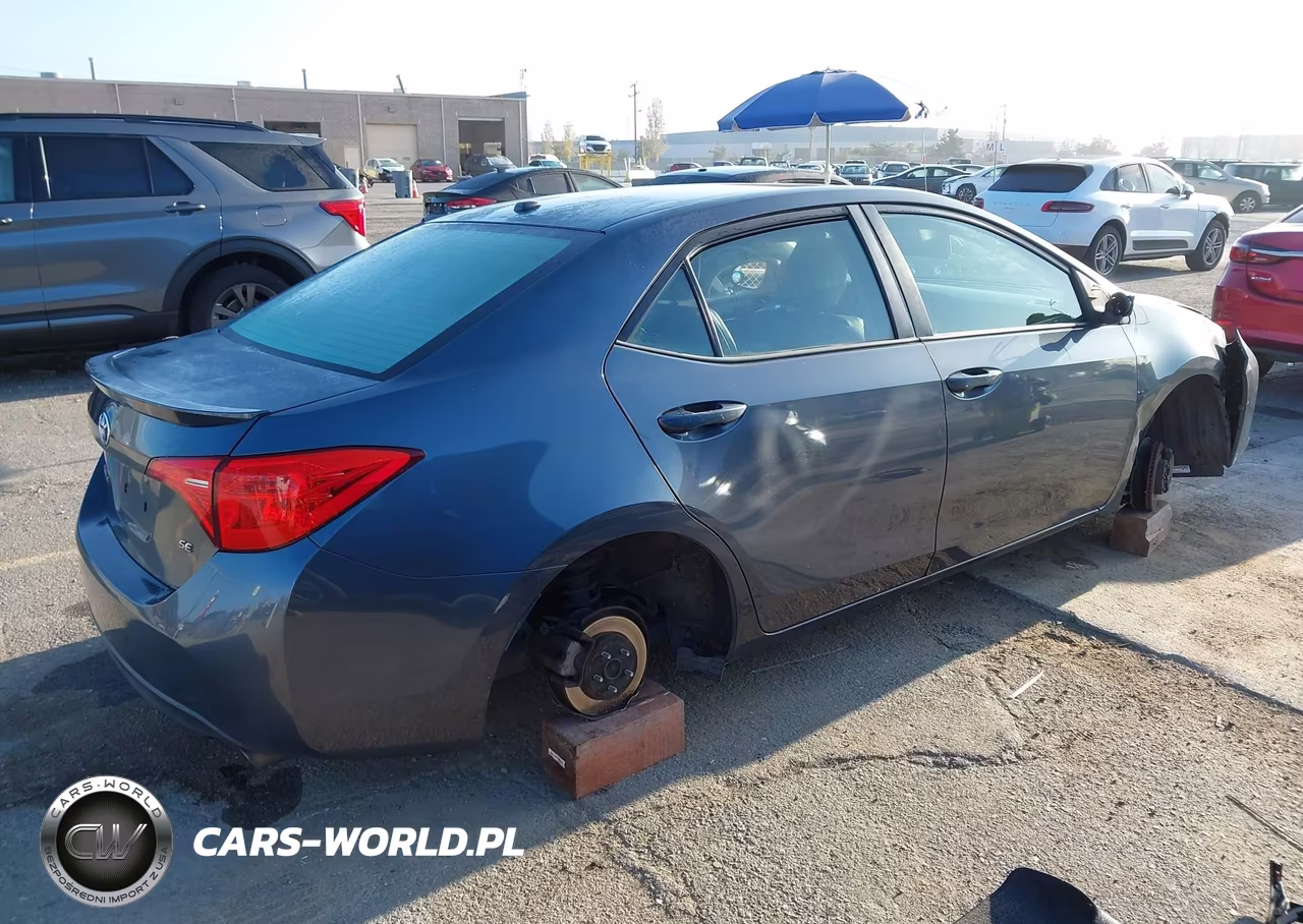 2017 Toyota Corolla Se VIN:5YFBURHE0HP667234 - 4