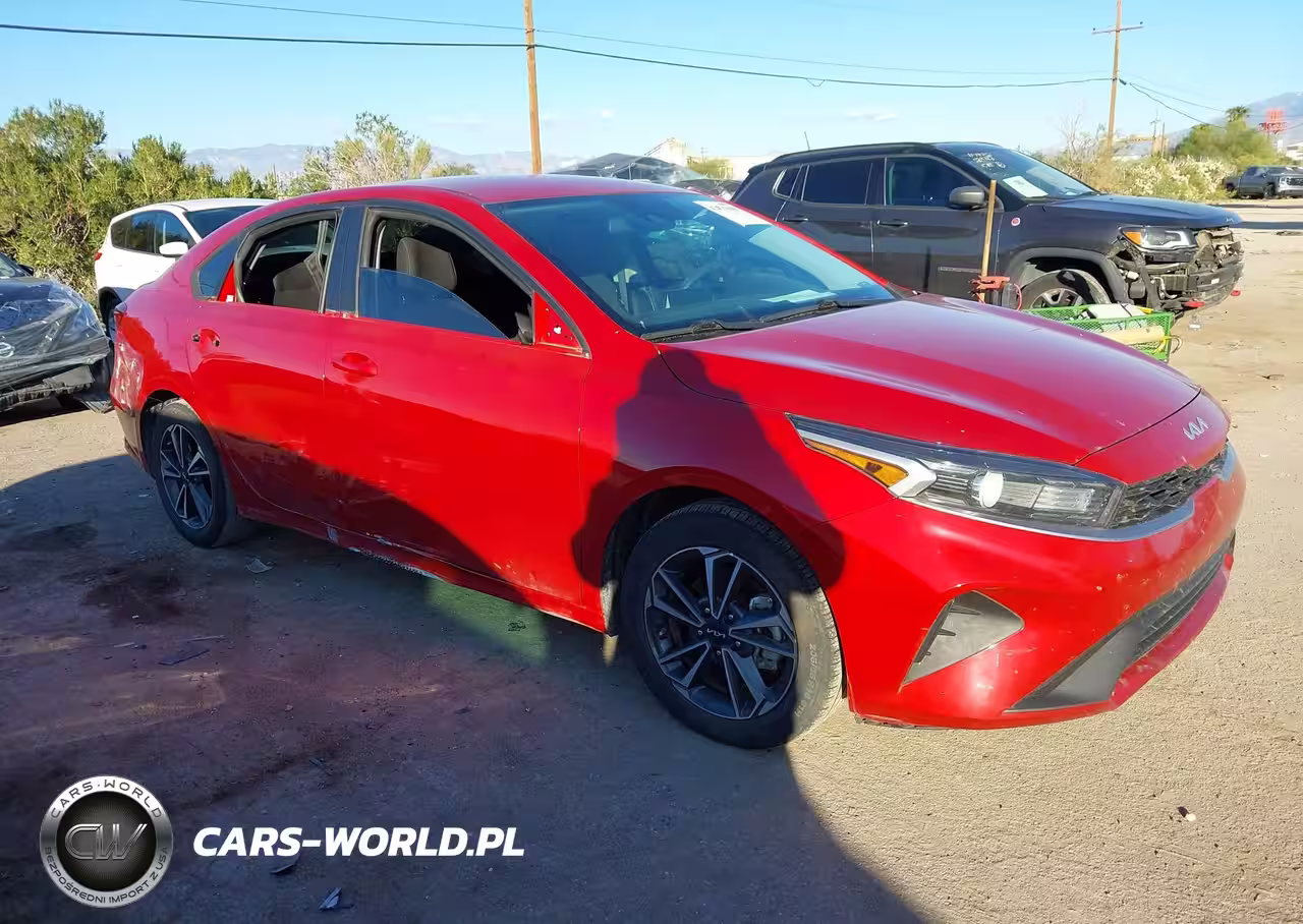 2023 Kia Forte Lxs