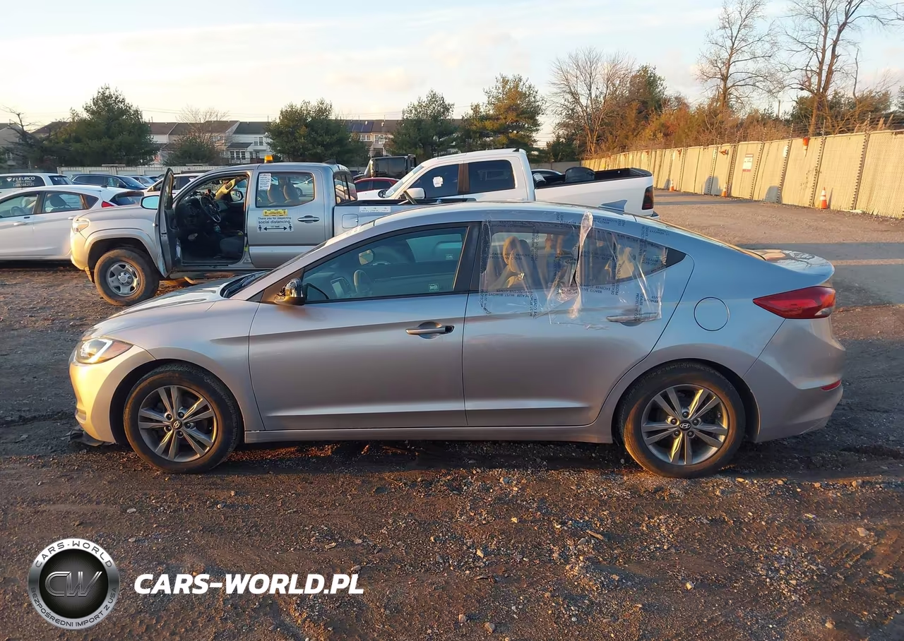2017 Hyundai Elantra Se VIN:5NPD84LF7HH119857 - 14