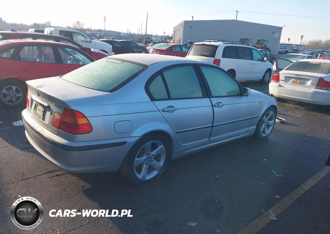 2005 BMW 325I VIN:WBAET374X5NJ90498 - 4