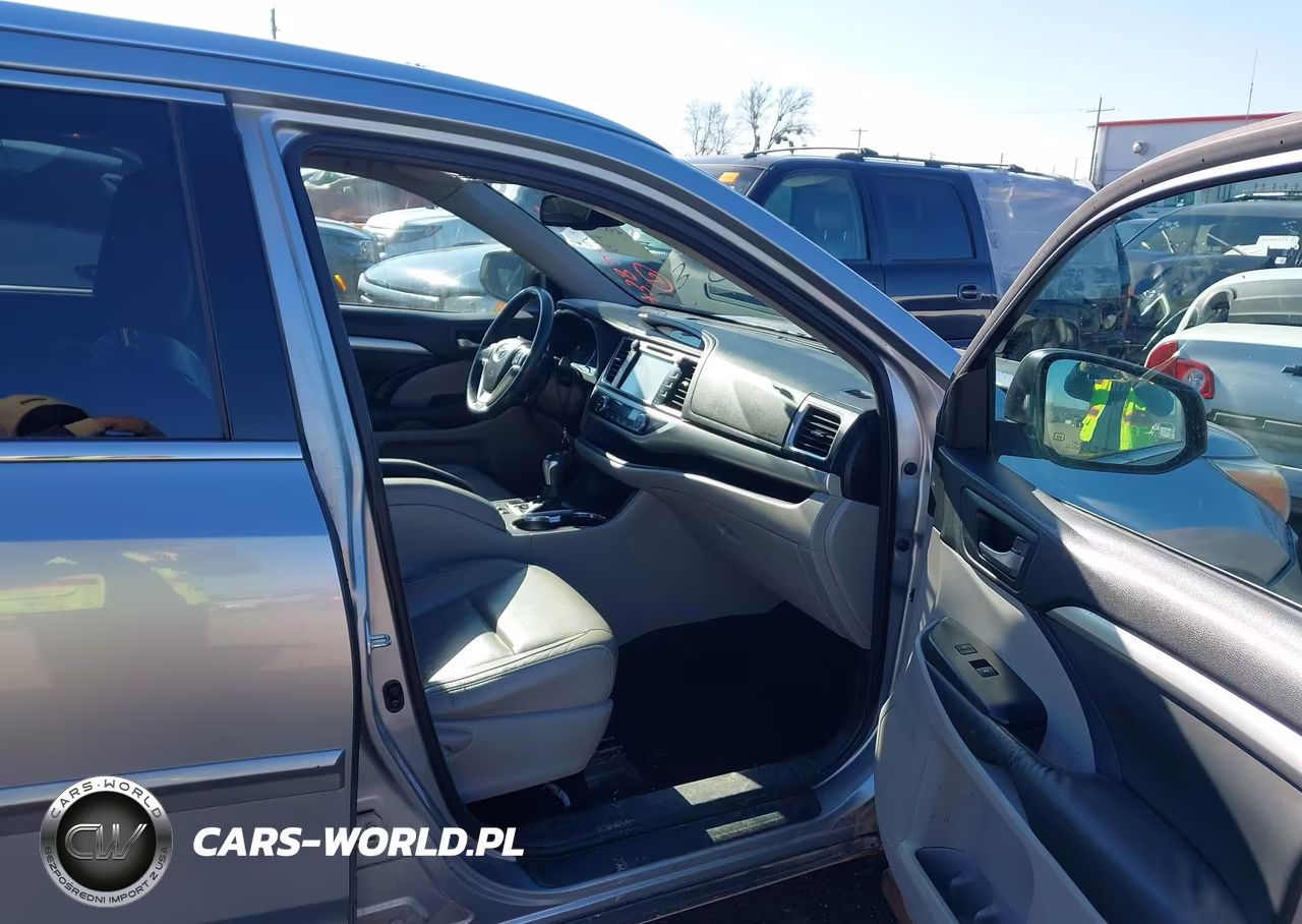2015 Toyota Highlander Xle V6 VIN:5TDKKRFH5FS042349 - 5